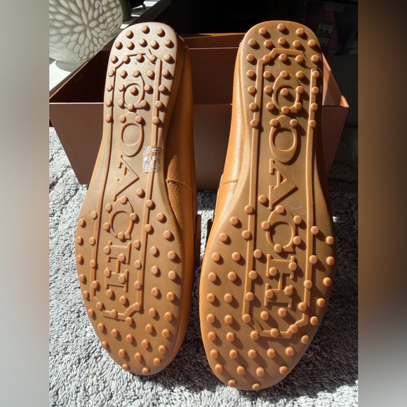 COACH Fredrica Pebble Grain Leather Loafers - Cognac - Size 7.5 M - New in box - Picture 5 of 7